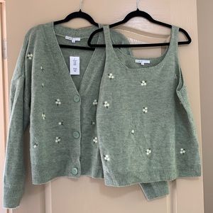 New, never worn sweater set